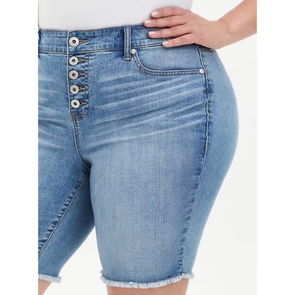 🆕Vintage Stretch High Rise Denim Bermuda Short 16 - Picture 6 of 8